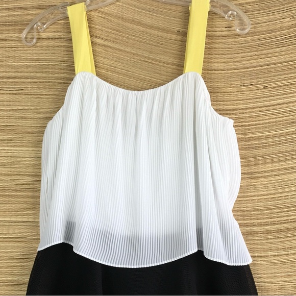 SANDRO Made In Portugal Two Tiered Color-block White/Black Yellow Plisse Dress 2 - Picture 4 of 11